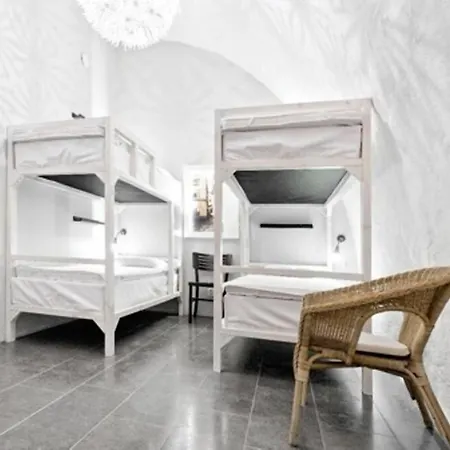 Ramilton Old Town Hostel-2